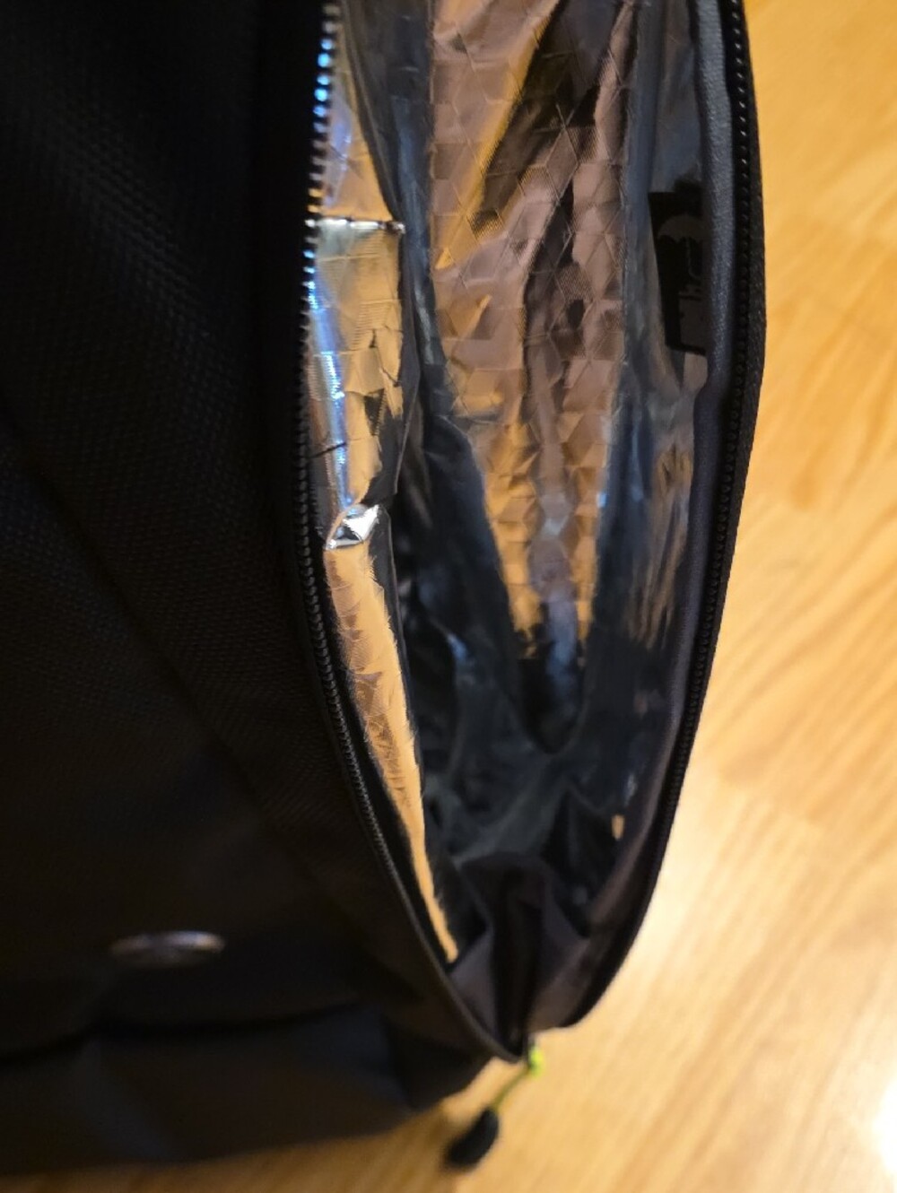 SwissGear Black Travel Backpack with Lime Accent - Picture 12 of 13